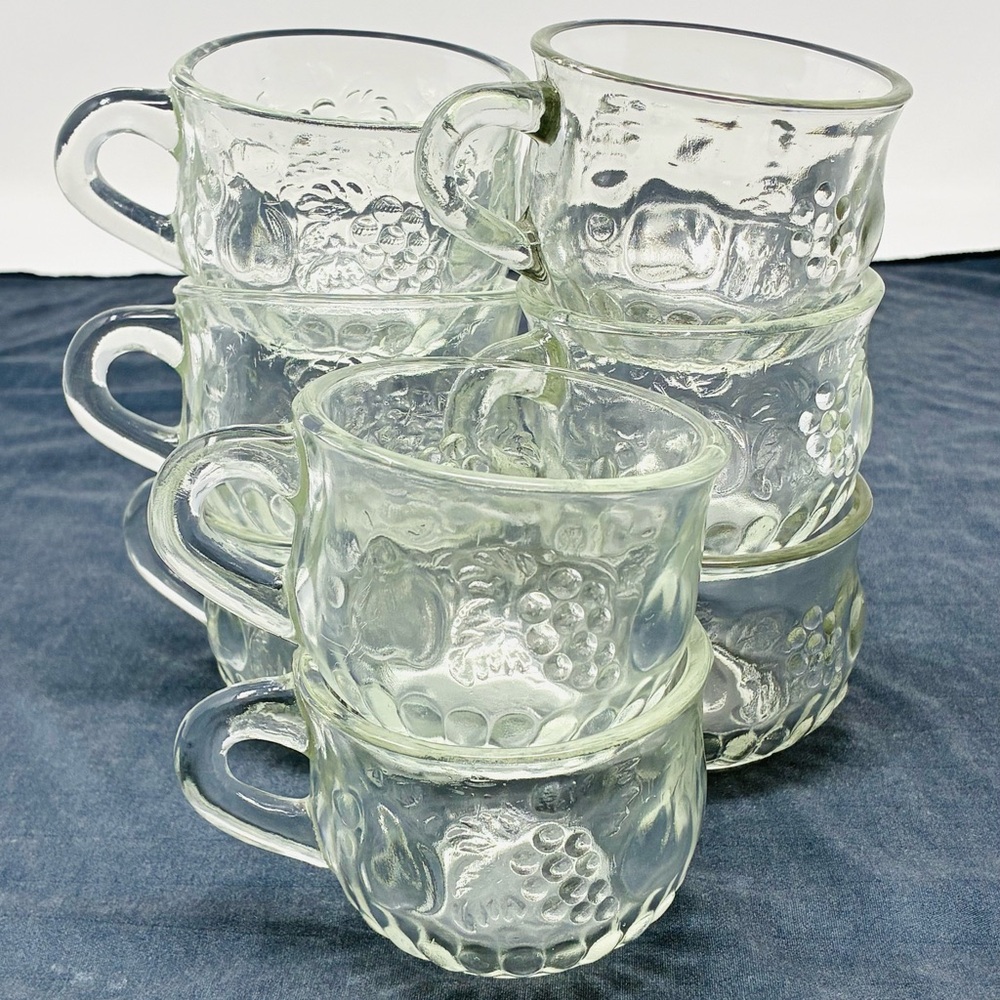 Vintage Jeannette Glass Co. Fruit Clear Pattern Punch Cups Set Of 8 1960’s